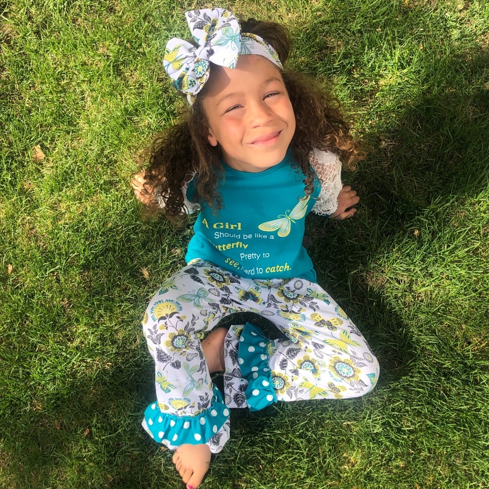 SALE  🦋 Girls Should be like a Butterfly 2pc  Set - Picture 2 of 8